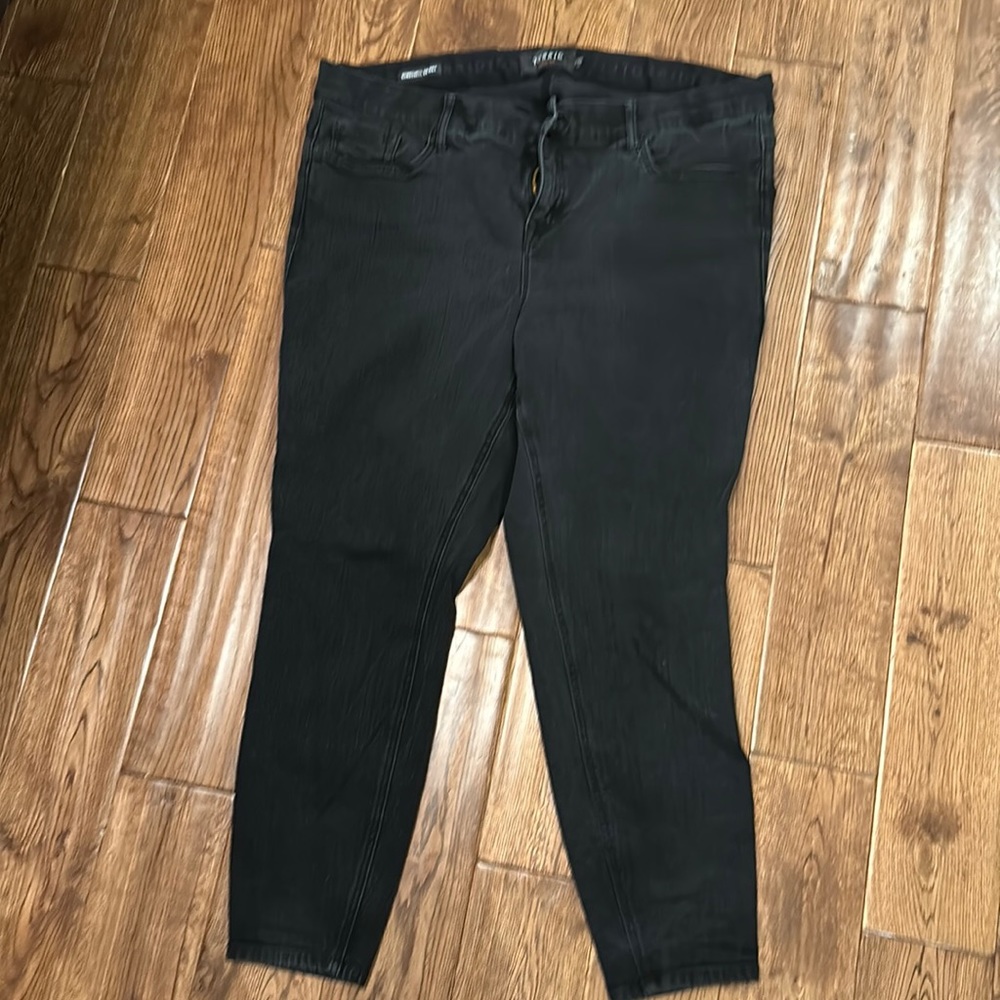 Torrid black jeans size 24